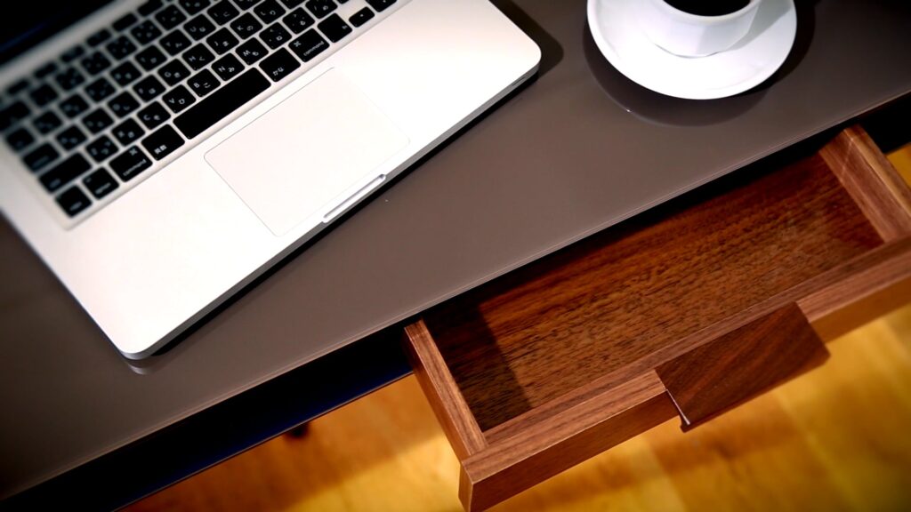 I&#038;C様LAP DESK